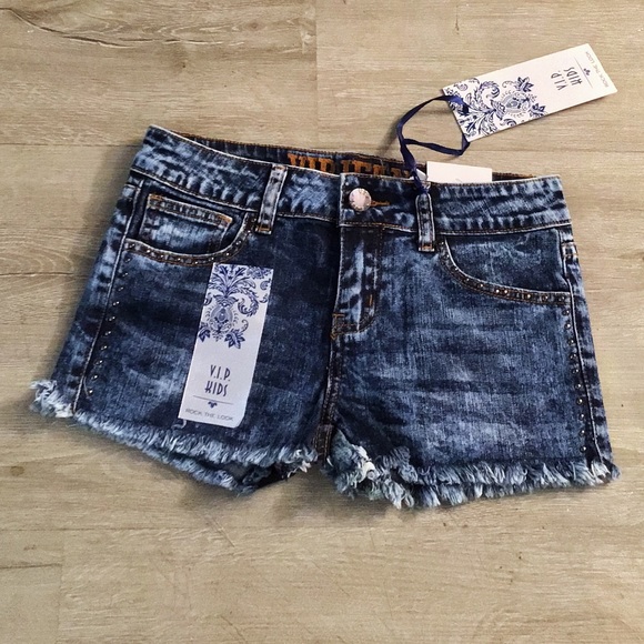 V.I.P. Kids shorts size 12 - Picture 1 of 3